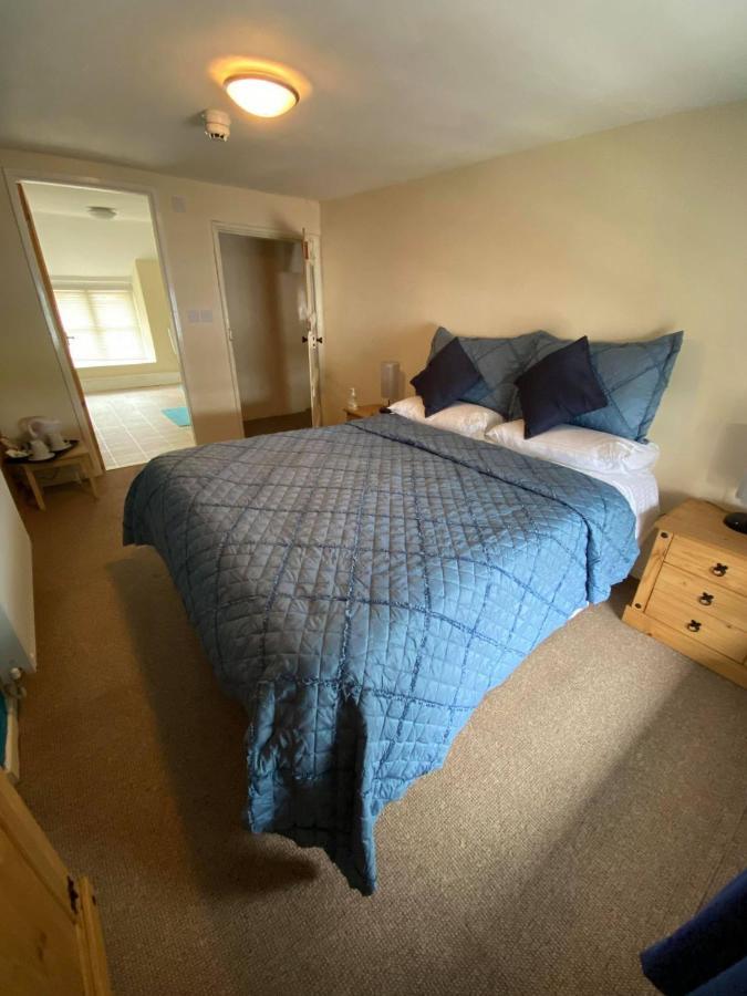 Old New Inn, Llanfyllin 外观 照片